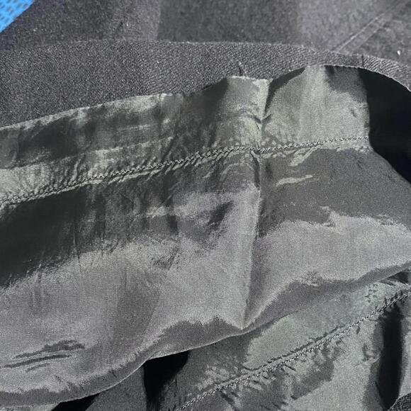 Louis Feraud Vintage A Line Designer Skirt Wool Black 1970's Excellent 38 (US 6) - Picture 5 of 7